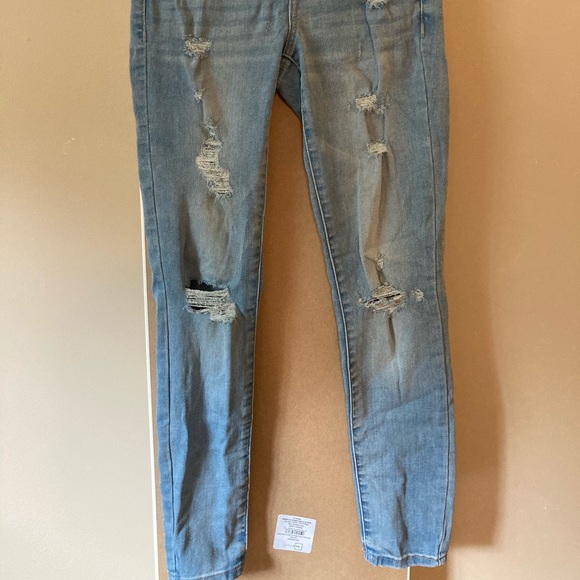 Garage Ripped Skinny Jean - Picture 3 of 3